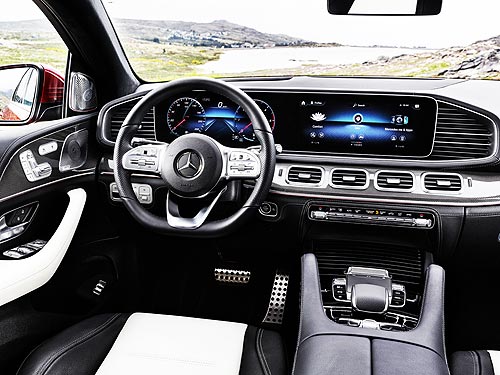 Купе и внедорожник в одном автомобиле. Чем новый Mercedes-Benz GLE Coupé отличается от предыдущей модели