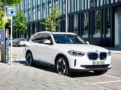 Стали известны подробности о новом электрокроссовере BMW iX3 - BMW