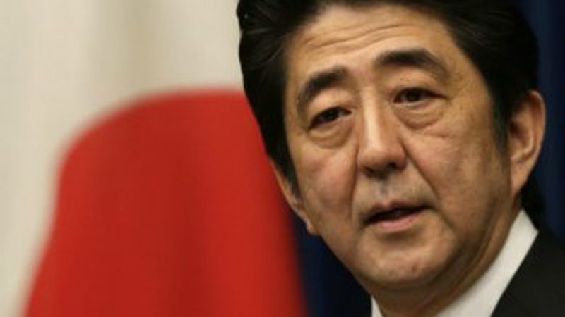 Абэ собирается исполнять обязанности премьера Японии вплоть до выбора преемника