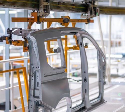 Volkswagen завершает модернизацию завода в Познани для производства нового поколения Caddy