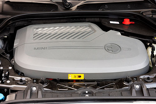 В Украине стартуют продажи нового полностью электрического MINI Cooper SE - MINI
