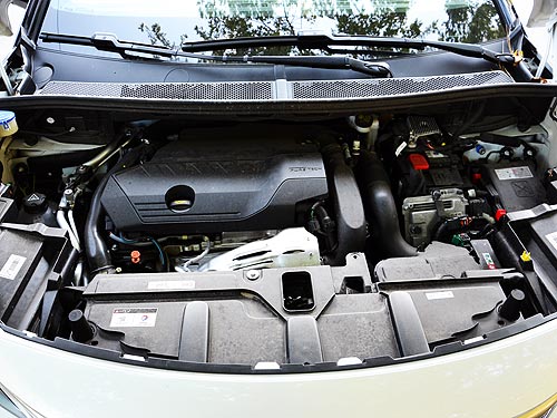 На что способны 300 гибридных «лошадей»: Тест-драйв Peugeot 3008 Plug-In Hybrid4 - Peugeot