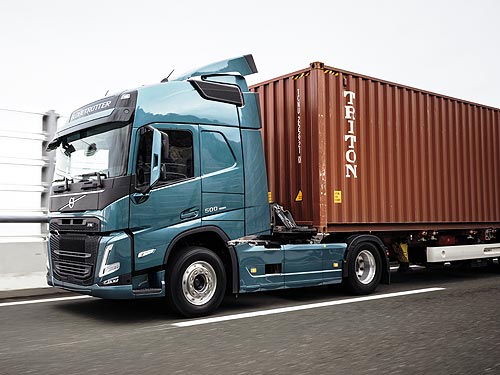 В Украине дебютировала новое поколение грузовиков Volvo FH, FM и FMX - Volvo