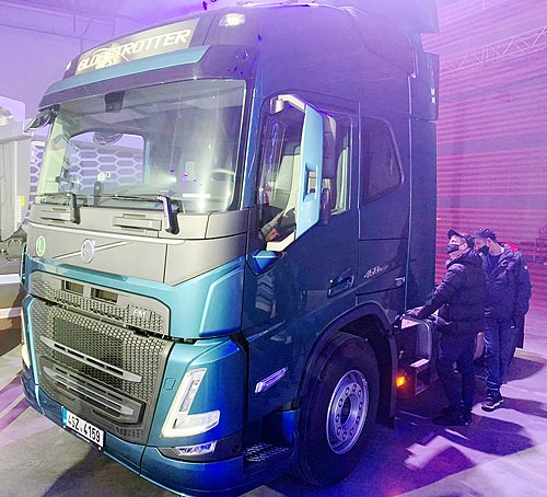 В Украине дебютировала новое поколение грузовиков Volvo FH, FM и FMX - Volvo