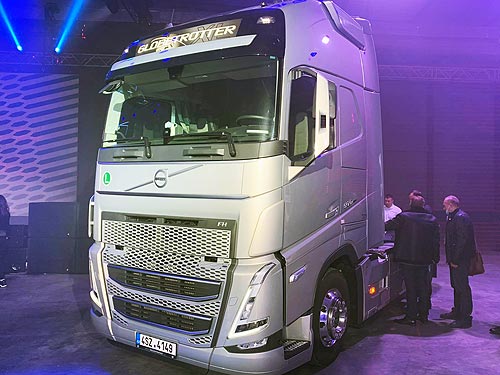 В Украине стартовали продажи новых грузовиков Volvo FH, FM и FMX - Volvo