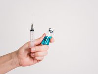 В США еще одна вакцина от коронавируса вышла на финальную стадию испытаний