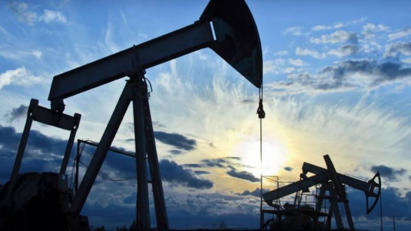 Нефть увеличила потери во вторник на фоне переноса заседания ОПЕК+, Brent – $47,41 за баррель