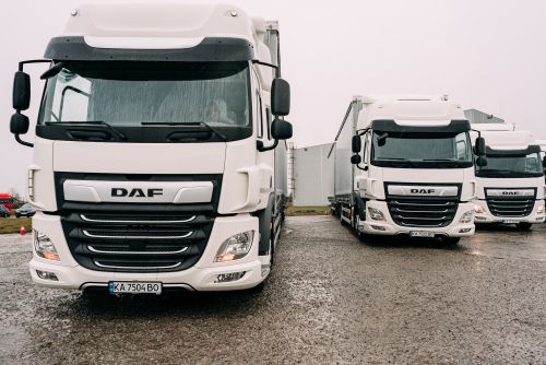 DAF поставил в Украину партию грузовиков для перевозки объемных легких грузов