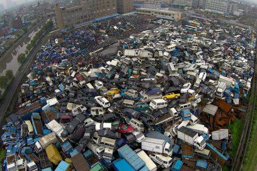 Россия намерена повысить утильсбор на автомобили