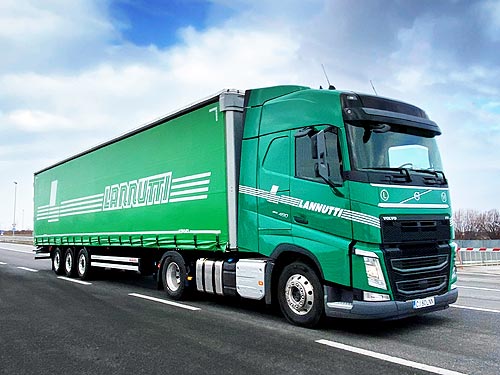 Volvo Trucks поставит 1000 грузовиков Volvo FH с технологией I-Save - Volvo
