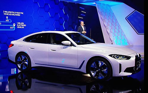 BMW намерена производить самый «зеленый» автомобиль на рынке. Как изменится модельный ряд баварской марки - BMW