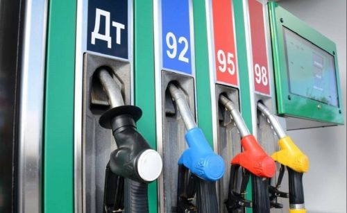 Кабмин ввел госрегулирование цен на бензин и дизельное топливо - бензин