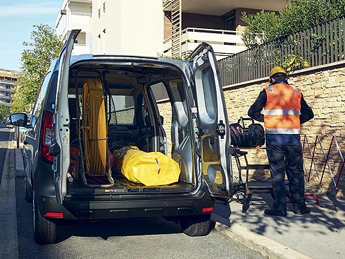 В Украине стартовали продажи Renault Express фургон - Renault