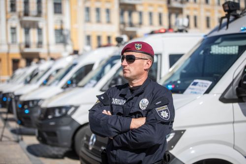 Национальная полиция получила автомобилей и оборудования на 3,4 млн Евро