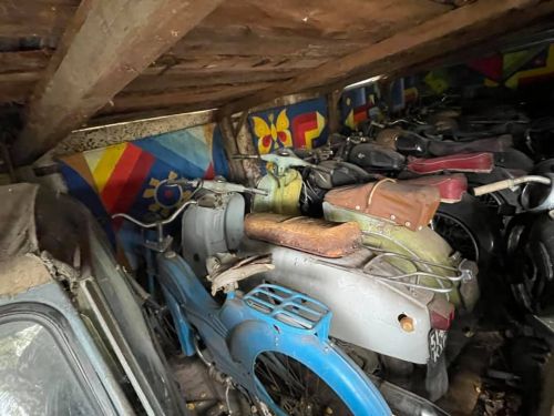 В Украине нашли огромную коллекцию редких мотоциклов