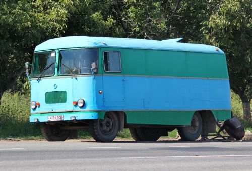 Какие автобусы выпускали раньше в Чернигове