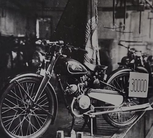 Сколько в мире до сих пор осталось первых киевских мотоциклов