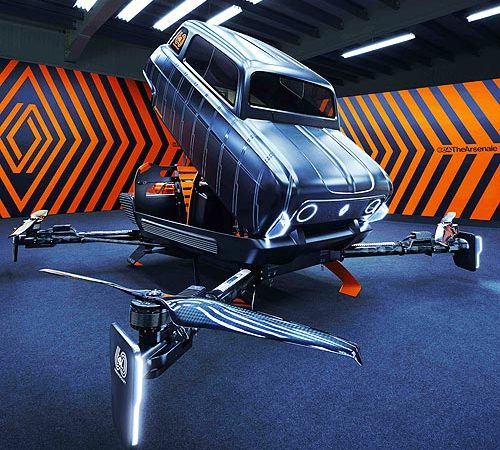 В честь 60-летия Renault 4 сделали летающим шоукаром