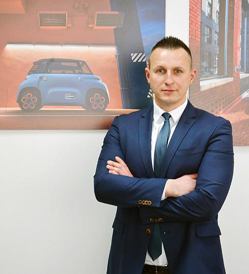 Глава Stellantis в Украине рассказал о планах брендов на 2022 год - Stellantis
