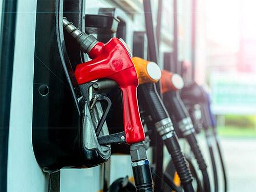 Верховна Рада може повернути податки на паливо, що спричинить його здорожчення - паливо