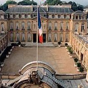 МЗС Франції очолила посол у Лондоні Катрін Колонна, главою Міноборони призначено Себастьєна Лекорню