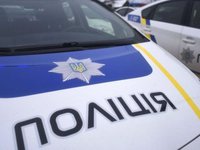 Харківські поліцейські знайшли та повернули власниці старовинну бандуру, яку злодій встиг за безцінь здати у ломбард