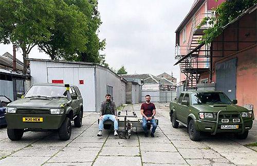 Чернівецький волонтер вже передав більше 50 автівок для ЗСУ