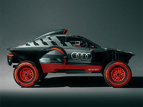 Audi представляє удосконалену версію Audi RS Q e-tron E2 - Audi