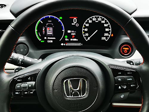 Друге дихання Honda. Тест-драйв гібридного кроссовера Honda HR-V e:HEV - Honda