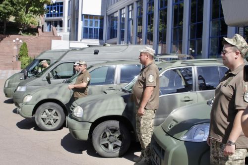 «Динамо» Київ передало 5 автомобілів на потреби ЗСУ - ЗСУ