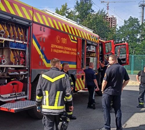 В Україні презентували експериментальну модель пожежної машини на базі Ford Trucks
