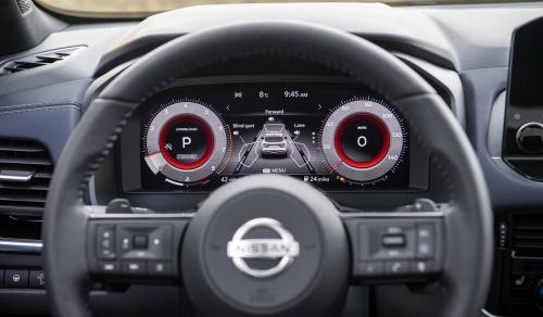 Які переваги надає технологія Nissan e-4ORCE влітку - Nissan