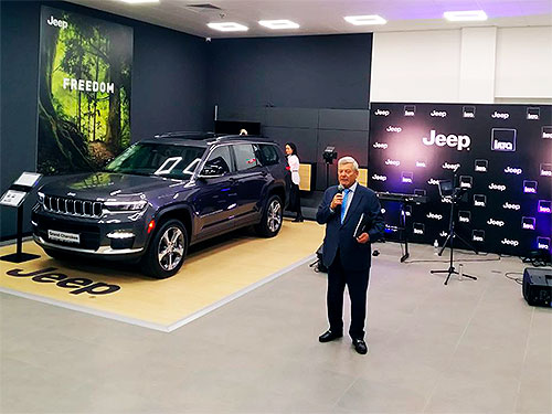 У Києві відкрився третій автосалон Jeep. Як далі буде розвиватися мережа - Jeep