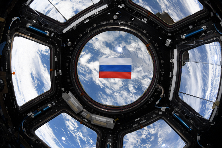 Российская орбитальная станция РОС может получить панорамные иллюминаторы