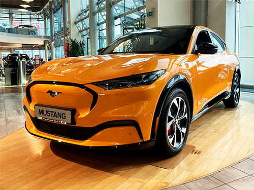 Ford Mustang Mach-E – тепер офіційно в Україні! Оголошено ціни - Ford