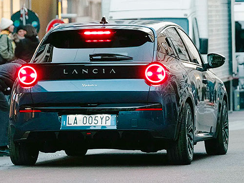 Lancia готує новинку. Вперше з 2011 року - Lancia