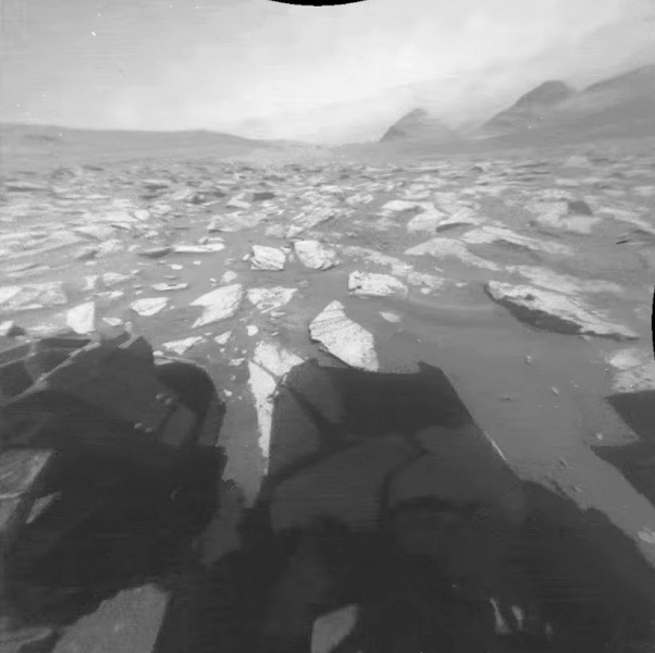 Ровер Curiosity записал марсианский день в 12-часовом видео