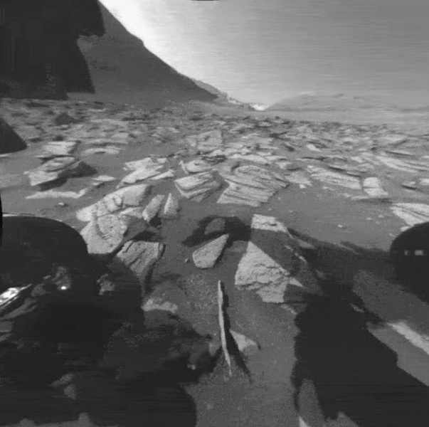 Ровер Curiosity записал марсианский день в 12-часовом видео