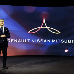 Nissan викупить у Renault частину власних акцій