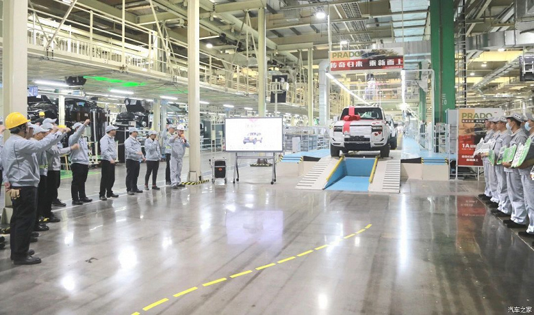 В Китае запущено опытное производство новейшего Toyota Land Cruiser 250. Редкие фото с конвейера