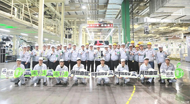 В Китае запущено опытное производство новейшего Toyota Land Cruiser 250. Редкие фото с конвейера