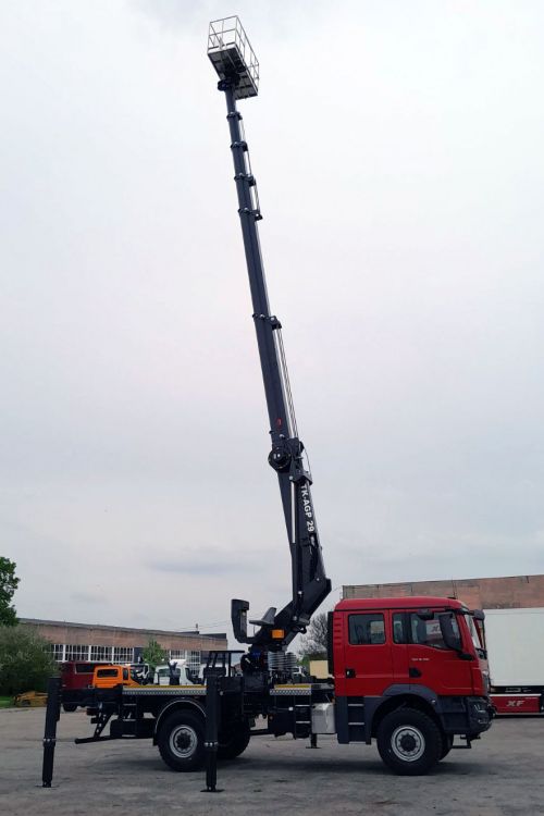 В Україні вперше виготовлено 29-метровий автогідропідіймач DASAN на базі MAN - DASAN