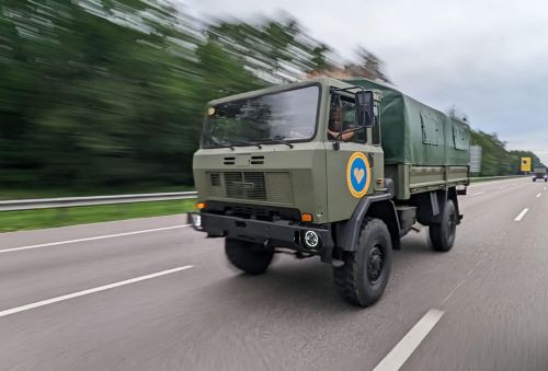 10 гірсько-штурмова бригада «Едельвейс» ЗСУ отримала військові вантажівки IVECO