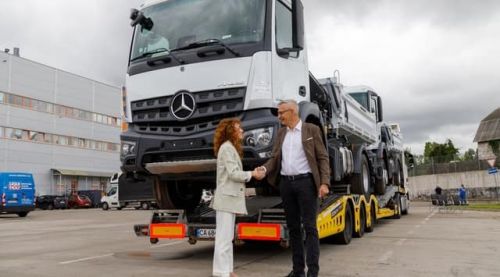 Німеччина передала українським енергетикам 16 ремонтних вантажівок - енерг