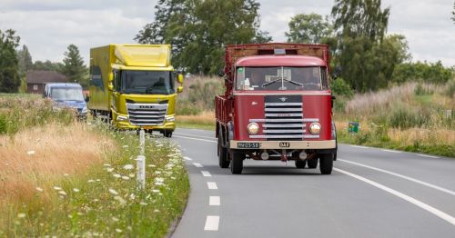 DAF продемонстрував свій прогрес за 75 років виробництва вантажівок