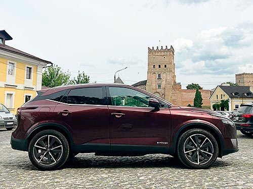 Як показав себе Nissan Qashqai e-Power за містом. Відкриваємо Луцьк - Nissan