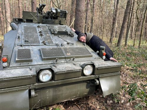 Німеччина передала Україні ще 8 танків Leopard та 20 БМП Marder